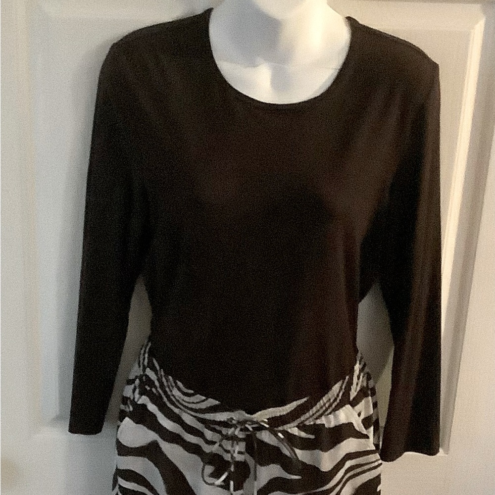 Michael Kors outfit pants and body suit size 6 pants bodysuit L